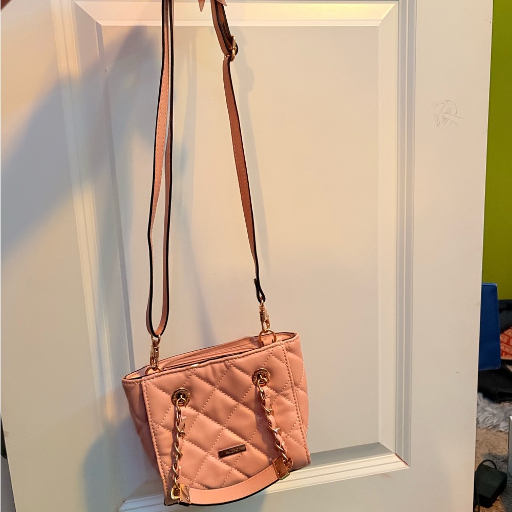 Elegant Pink Quilted Shoulder Bag